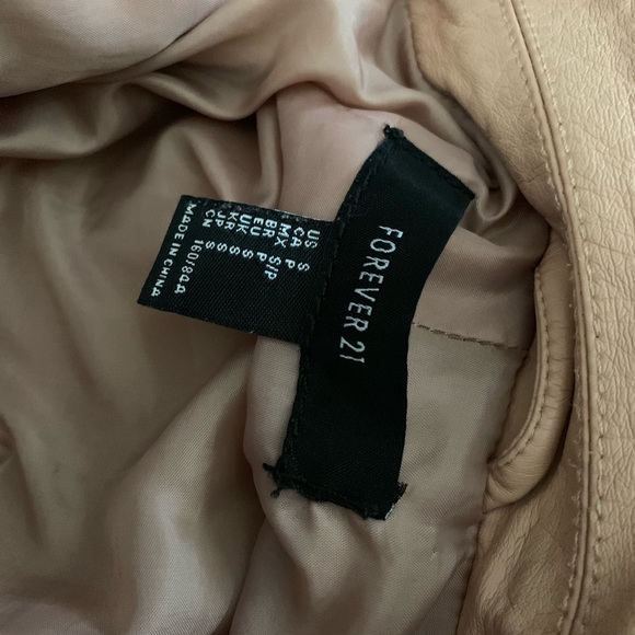 Pink leather jacket - Picture 3 of 3